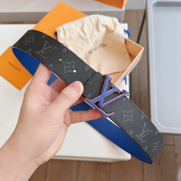 ルイヴィトンベルト正面デザイン